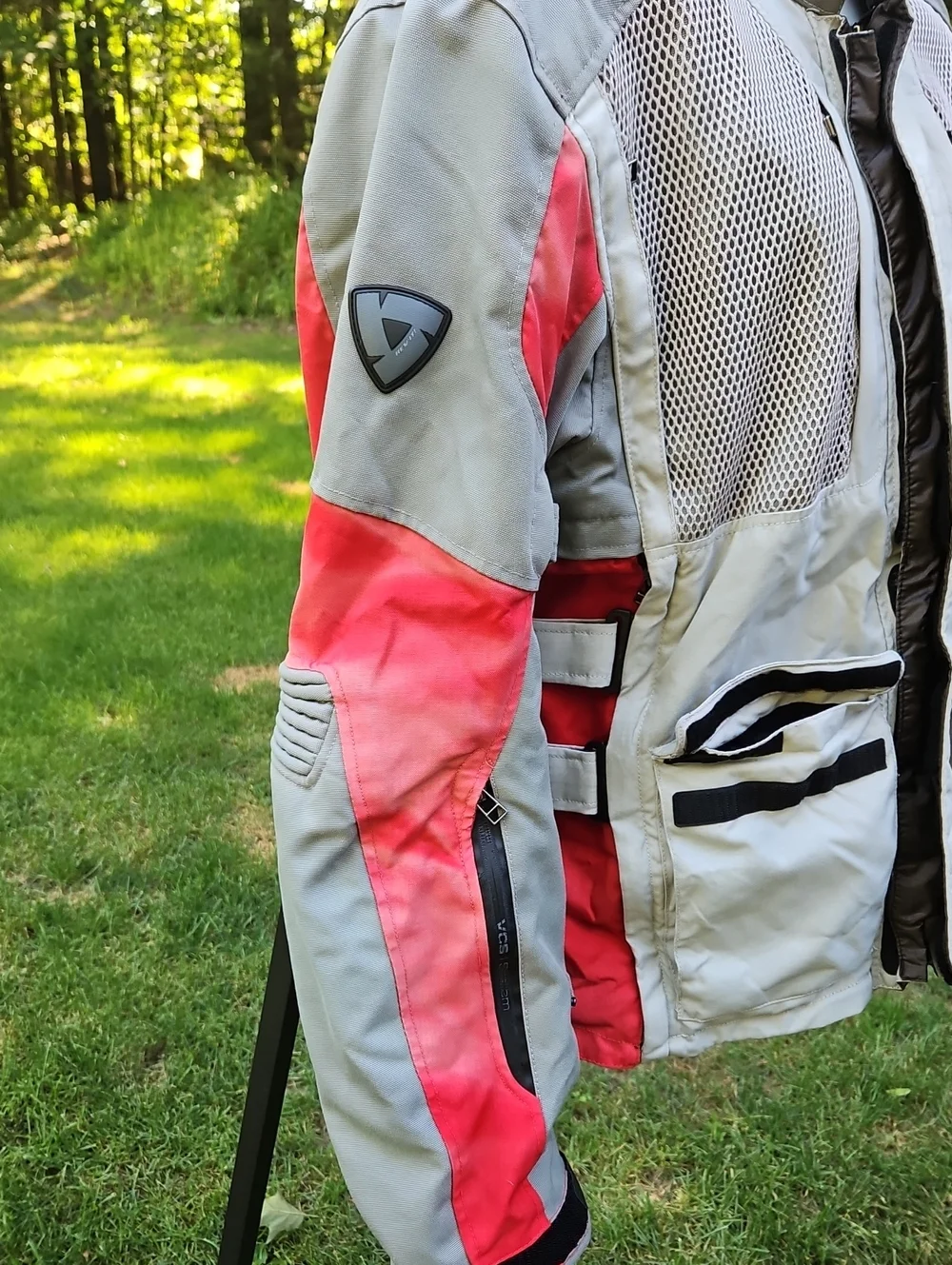 Revit Sand 5 H20 Jacket. AA Rating